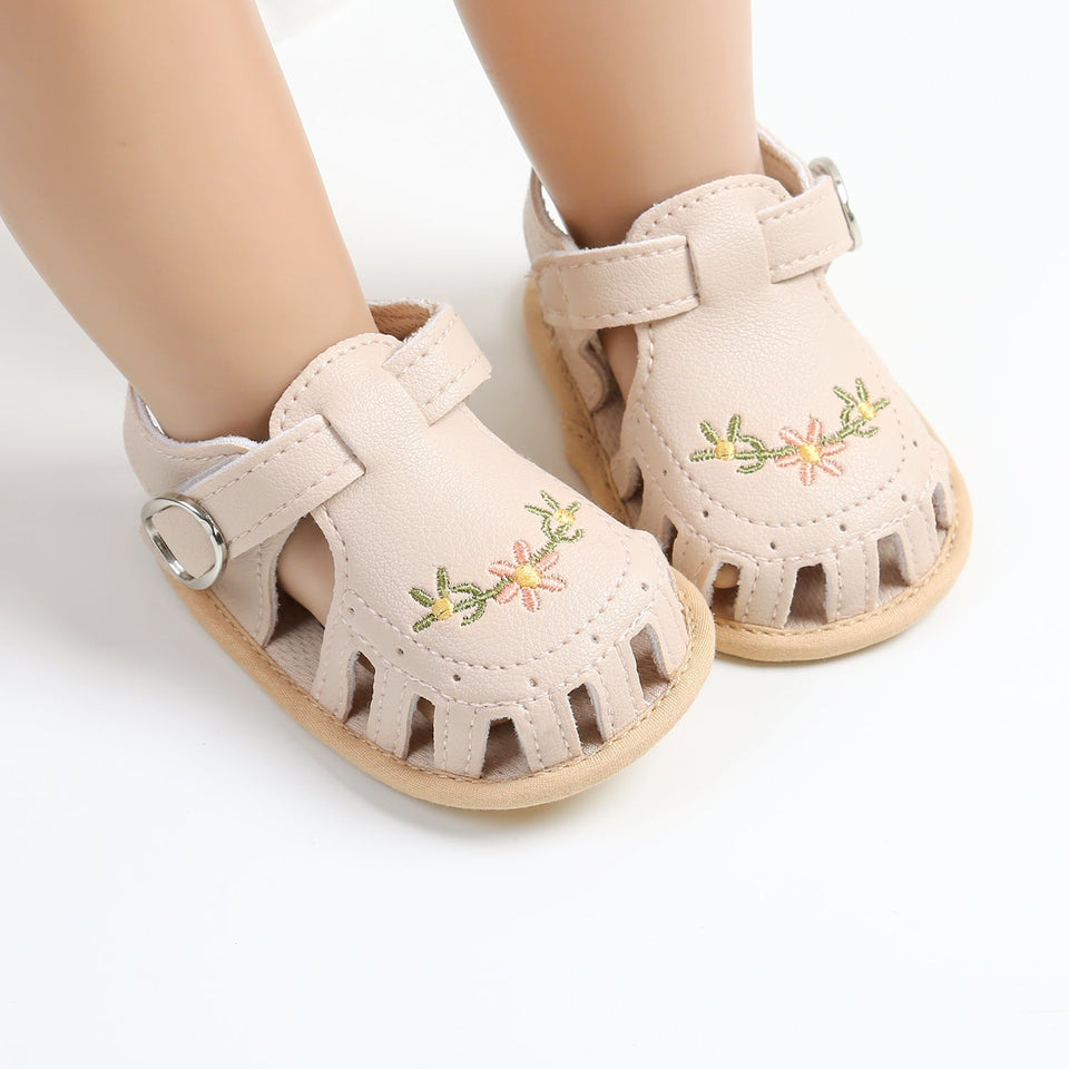 TinyPetals – Comfort & Stijl – Baby Sandalen met Bloemenborduursel